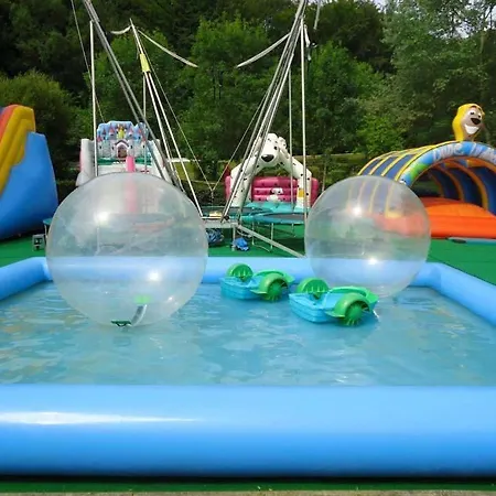 Les Eaux Du Moulin Piscine Chauffee Et Jacuzzi