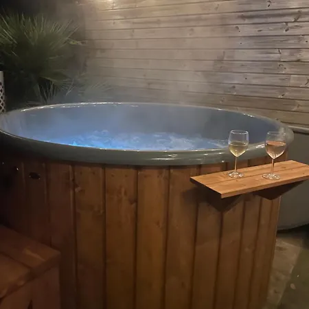 Holiday home Les Eaux Du Moulin Piscine Chauffee Et Jacuzzi Vittefleur