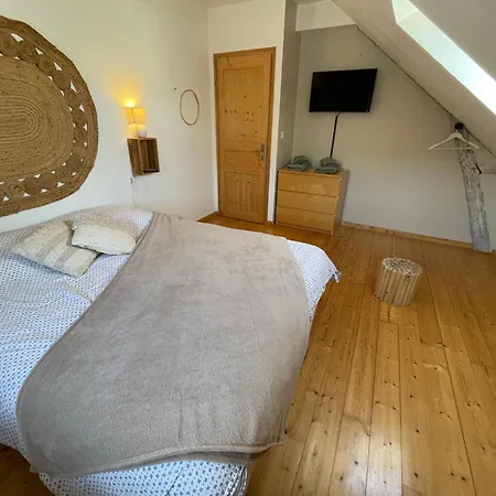 Holiday home Les Eaux Du Moulin Piscine Chauffee Et Jacuzzi Vittefleur