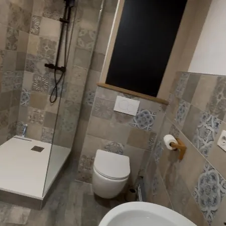 Les Eaux Du Moulin Piscine Chauffee Et Jacuzzi Holiday home *