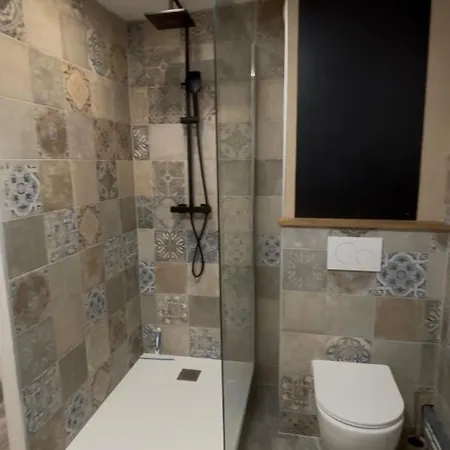 Les Eaux Du Moulin Piscine Chauffee Et Jacuzzi Holiday home *