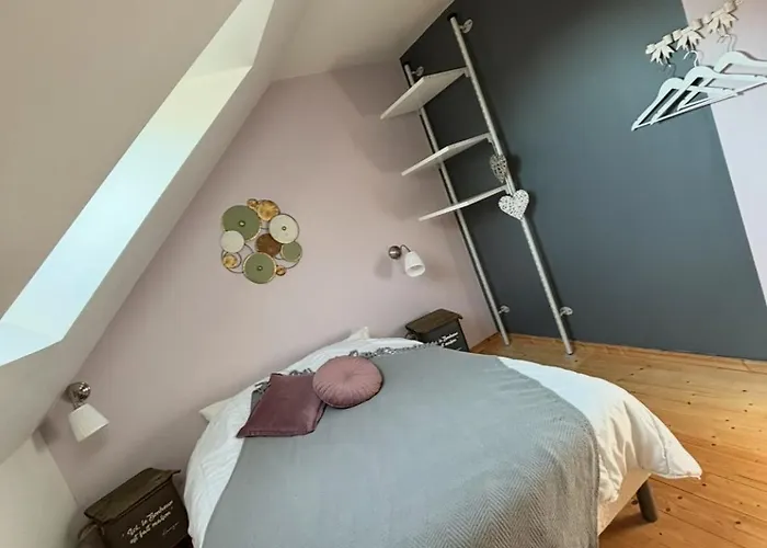 Holiday home Les Eaux Du Moulin Piscine Chauffee Et Jacuzzi